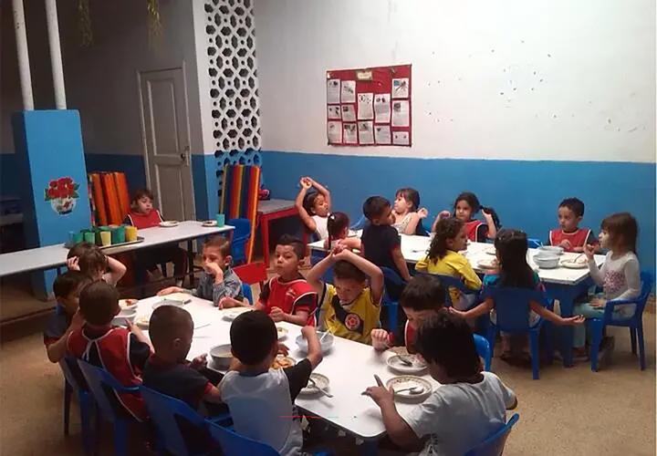 Children in a Colombian classroom